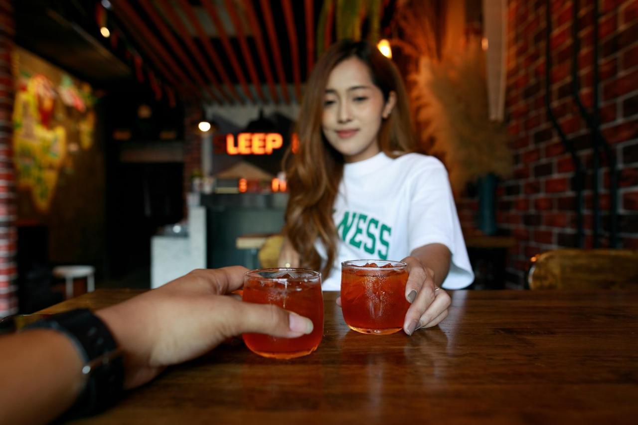 Sleepbox Hostel Suratthani Σούρατ Τανί Εξωτερικό φωτογραφία