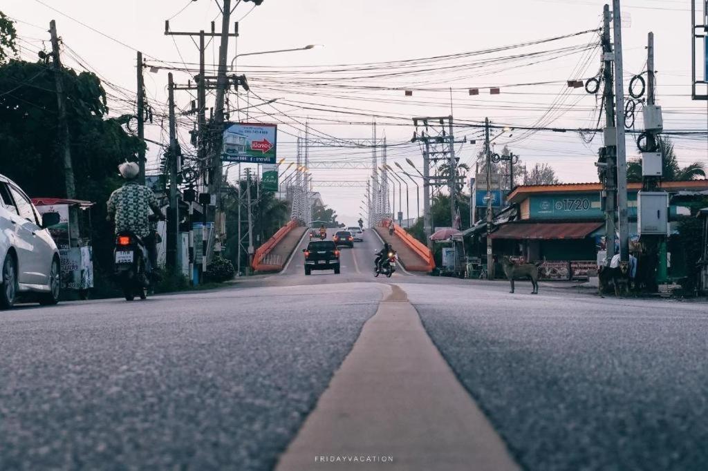 Sleepbox Hostel Suratthani Σούρατ Τανί Εξωτερικό φωτογραφία
