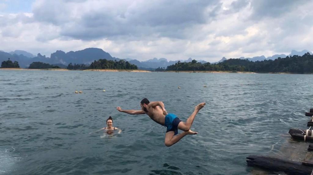 Sleepbox Hostel Suratthani Σούρατ Τανί Εξωτερικό φωτογραφία
