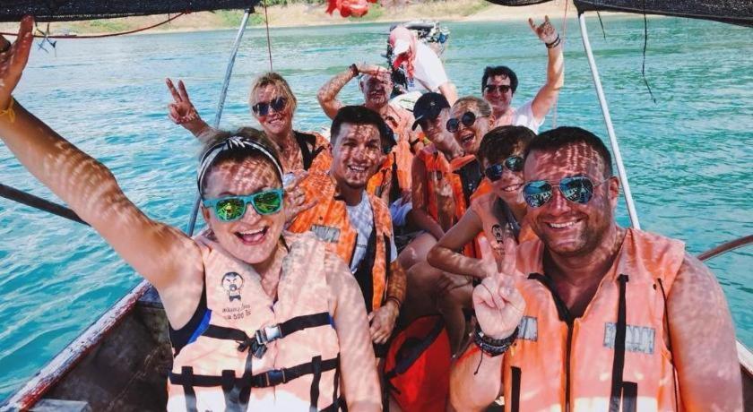 Sleepbox Hostel Suratthani Σούρατ Τανί Εξωτερικό φωτογραφία